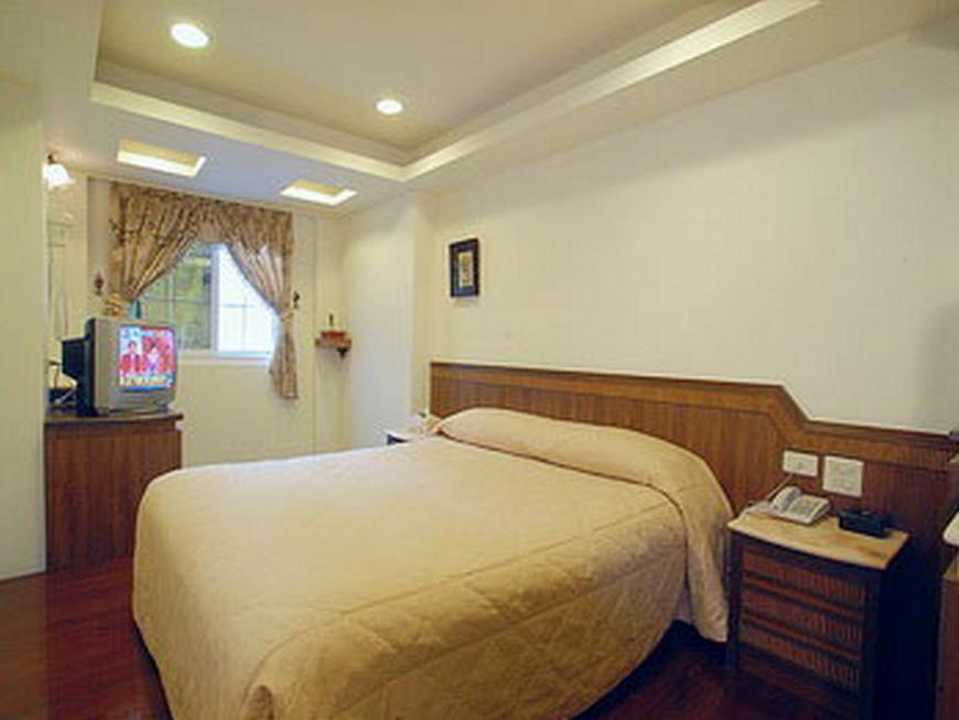 Alishan Shermuh Tourist Hotel Жонгженг Екстериор снимка